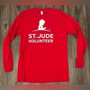Men’s St. Jude Children’s Hospital Volunteer Red Long Sleeve Shirt - Size Medium
